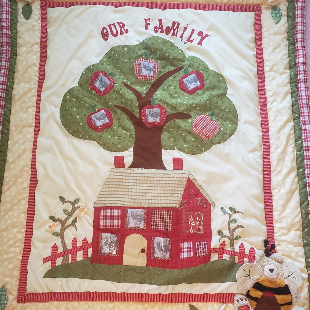Apple Blossom Photo Crib Blanket Our Family Tree 50"x60" Honey Bear, Bee NWT.